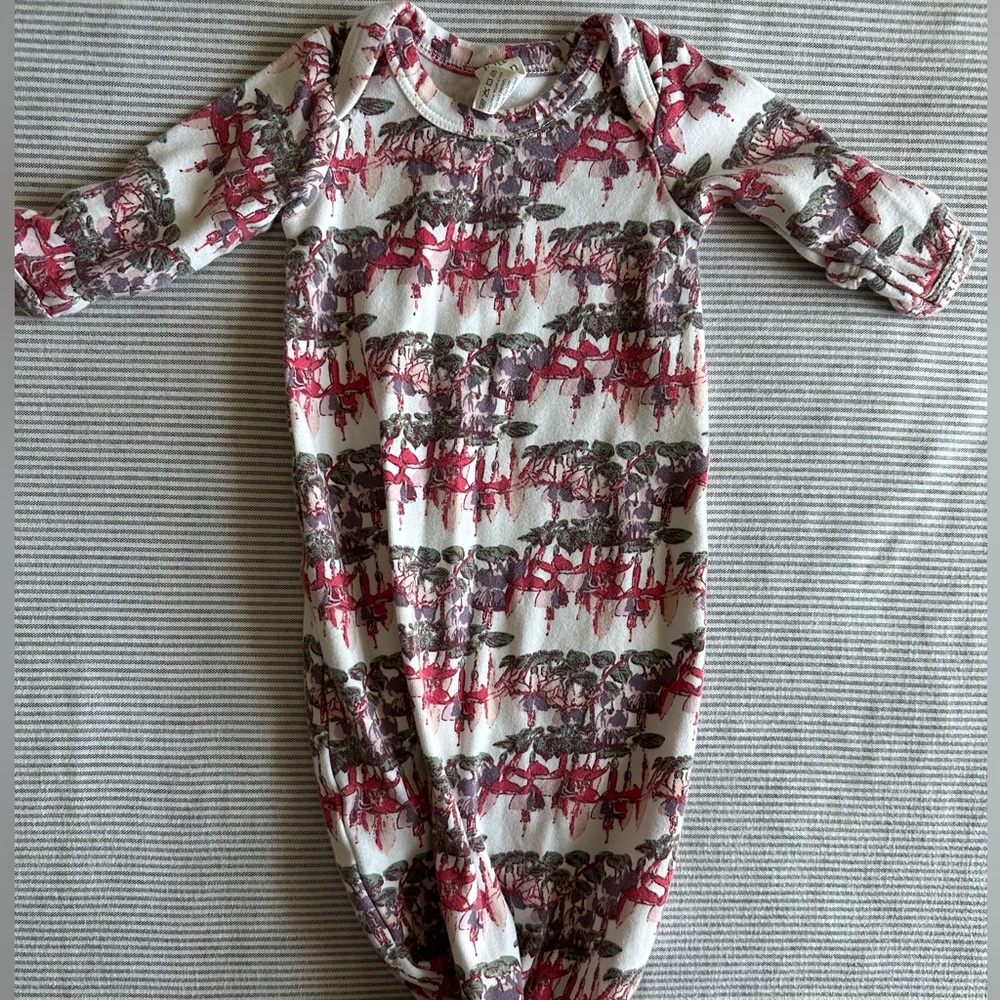 Kate Quinn knotted gown